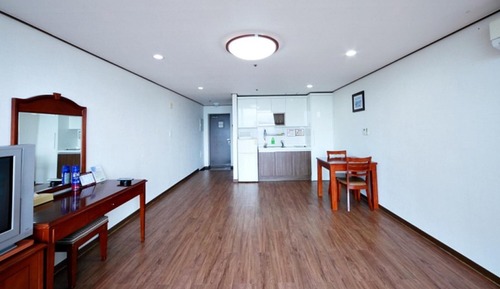 Room (33 pyeong ocean view)