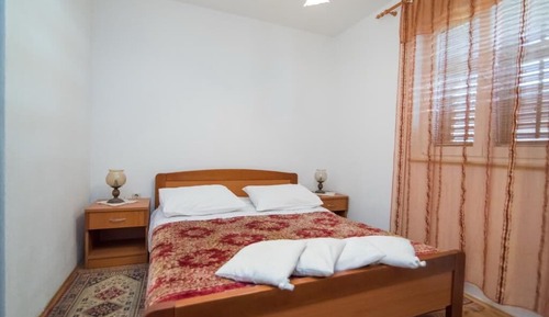 Apartment (Standard One Bedroom Apartment)