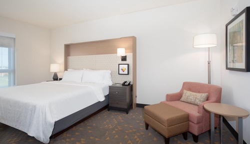 Standard Room, 1 King Bed, Accessible (Communications)