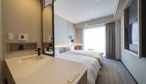 Moderate Twin, Non Smoking