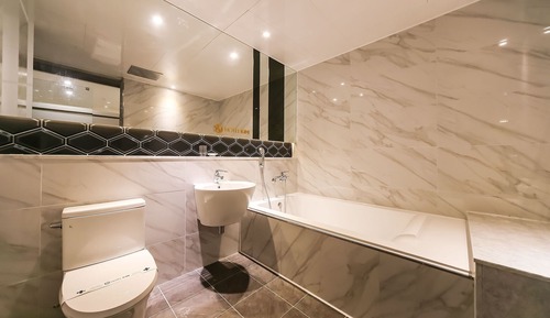 Room (Twin (Twin Bed Gaming 2PC Bathtub))