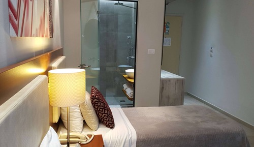 Comfort Room, 2 Twin Beds, Balcony, Garden View