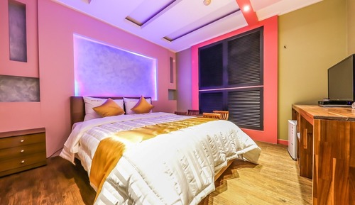 Room (Standard room)