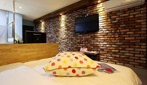 Room (Terrace (personal heating/outdoor + i)