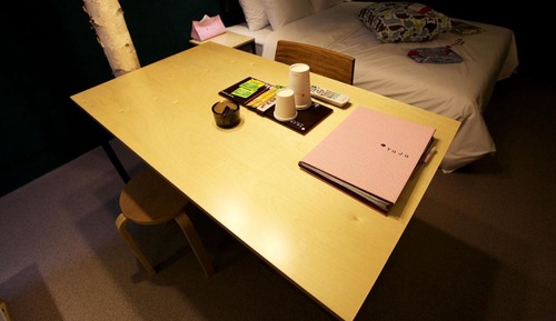 Room (Study Room (Netflix available))