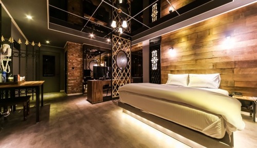 Room (Standard (Netflix/TVING/Watcha/Disney)