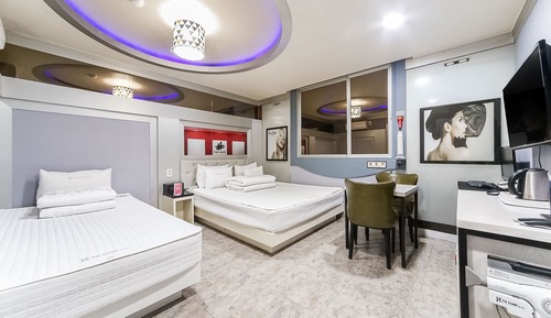 Room (Twin (double single bathtub))