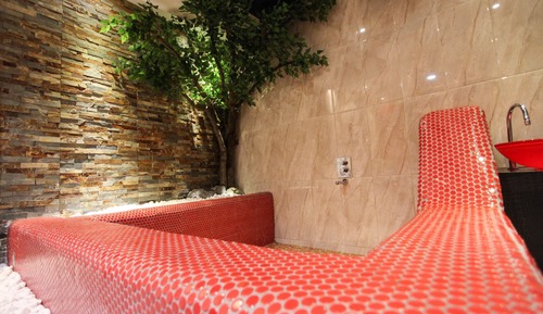 Room (Union (party room karaoke machine poo)