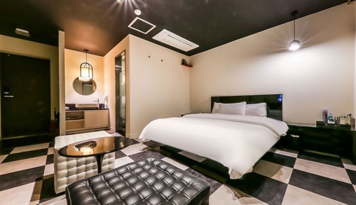 Room (Battle Ground 2PC)