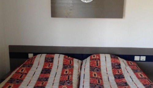 Twin Room, Private Bathroom, Garden View