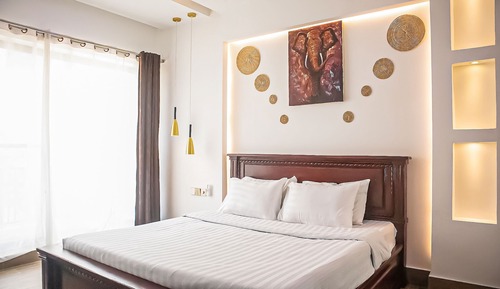 5 Bedrooms Private Villa