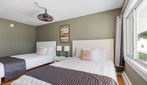 2 Queen Room with Kitchenette