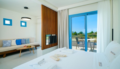 Deluxe Suite, Outdoor Hot Tub