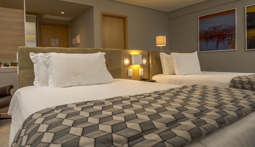 Deluxe Room, Multiple Beds