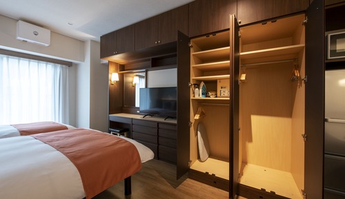 Family Twin Room (with public bath access) Non-Smoking