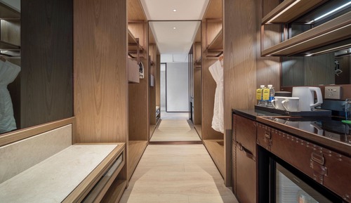 Standard Room, 1 King Bed (Minibar)