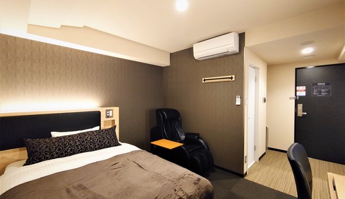 Premium Single Room, 1 Double Bed, Non Smoking (with Massage chair)