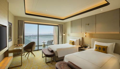 Luxury Grande Twin Room, Lake View