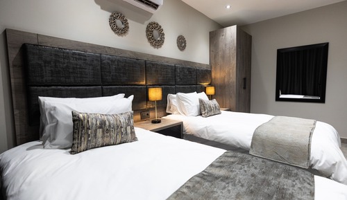 Standard Twin Room