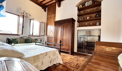 Traditional Apartment