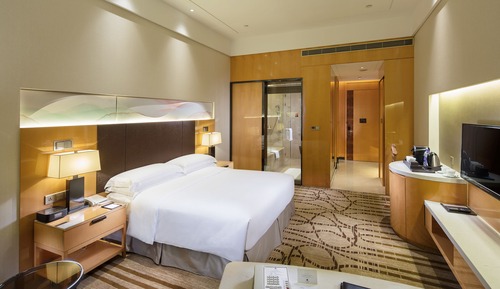 Deluxe Room, 1 King Bed