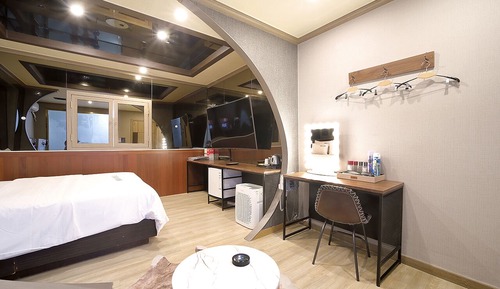 Premium Double Room (A)