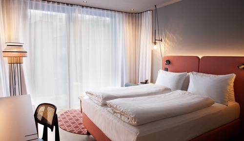 Standard Room, 1 Queen Bed, Accessible