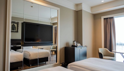 Superior Twin Room with City View