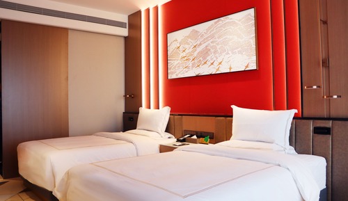 Deluxe Room, Multiple Beds, Non Smoking