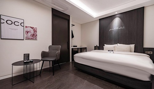 Room (*Renewal Special Price* Deluxe Double)