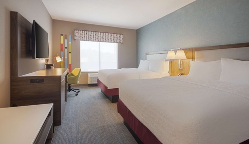 Room, 2 Queen Beds, Refrigerator & Microwave