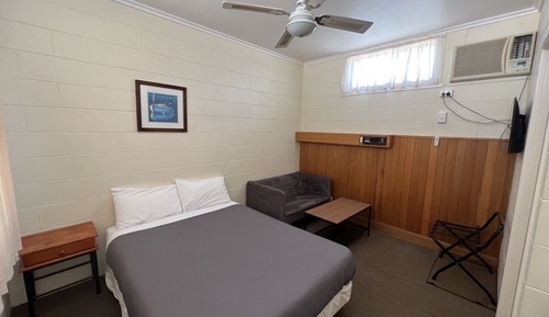 Standard Studio Suite, 1 Double Bed, Non Smoking, Ensuite