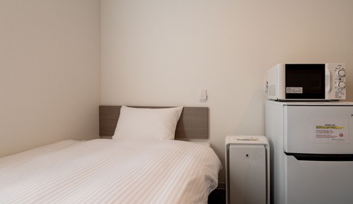 Standard Twin Room (check-in is not available after 11PM)