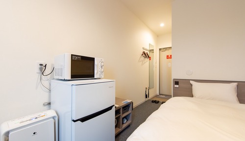 Standard Twin Room (check-in is not available after 11PM)