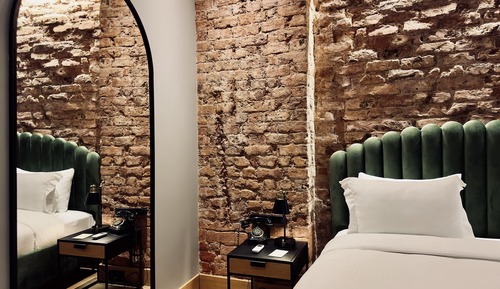 Junior Art Room Courtyard View