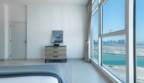 Comfort Apartment, 3 Bedrooms, Pool Access, Sea View