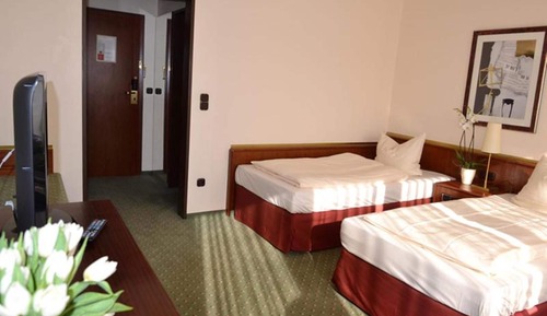 Comfort Twin Room