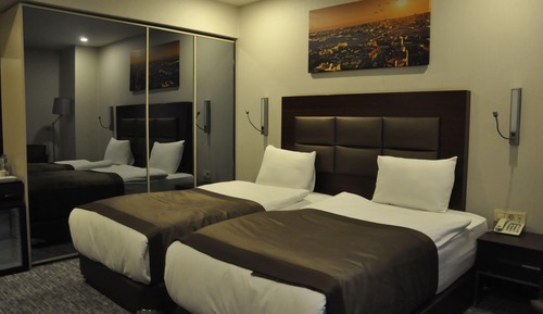 Classic Double or Twin Room