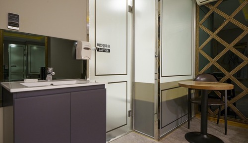 Room (Standard Room)