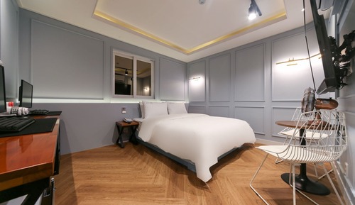 Room (High specification couple PC room (op)