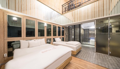 Room (Penthouse duplex  Twin - Consecutive )