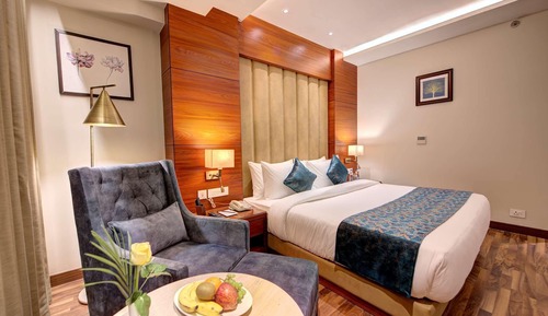 Superior Room, 1 King Bed, Non Smoking