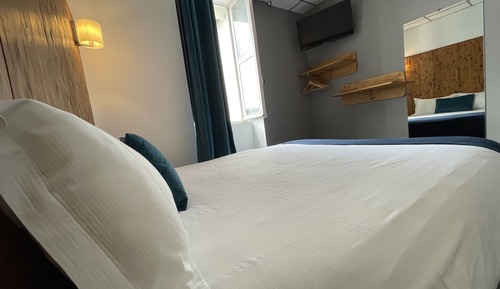 Standard Double Room, 1 Queen Bed