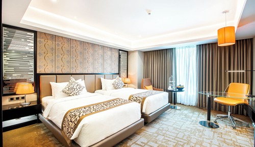 Executive Club Twin Room (Access to the Club Lounge for guests aged 18 or above)