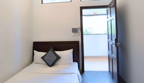 Basic Double Room
