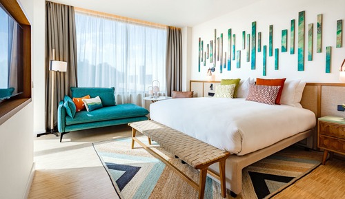 Room, 1 King Bed, Balcony (Double Balcony, Resort Garden View)