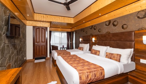 Deluxe Triple Room