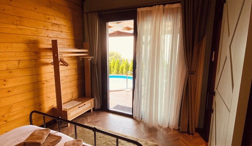 Family Chalet, Private Pool, Partial Sea View