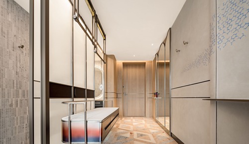 1 King Standard Lake View