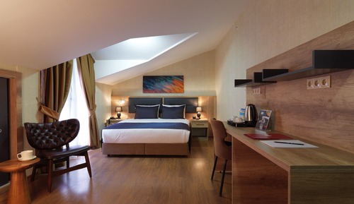 Standard Double or Twin Room, Balcony